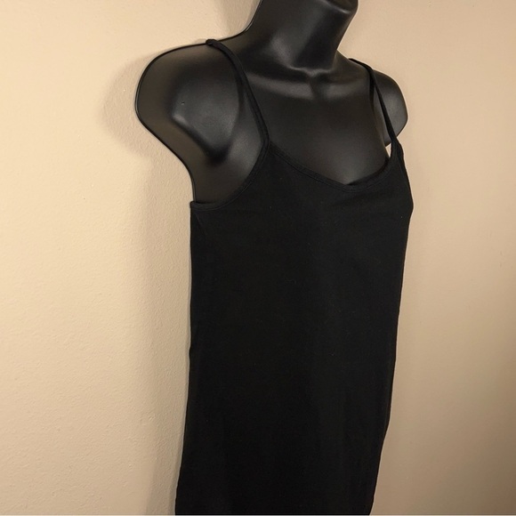 MEDIUM CLASSIC BLACK TANK TOP SLEEVELESS STRETCH SPAGHETTI STRAPS - Picture 5 of 10
